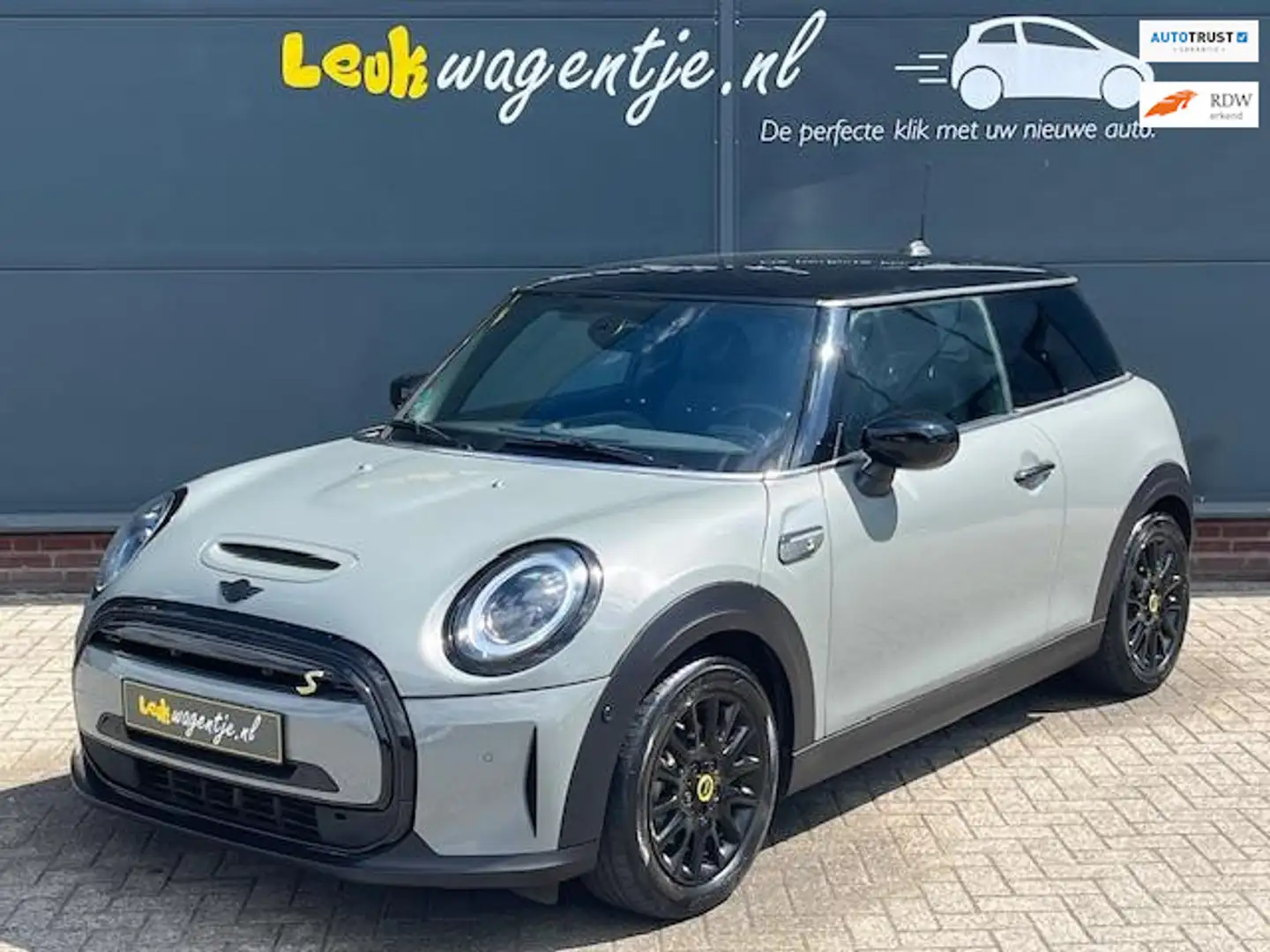 MINI Mini Electric 33 kWh Collection *leer *carplay *18 Gris - 1