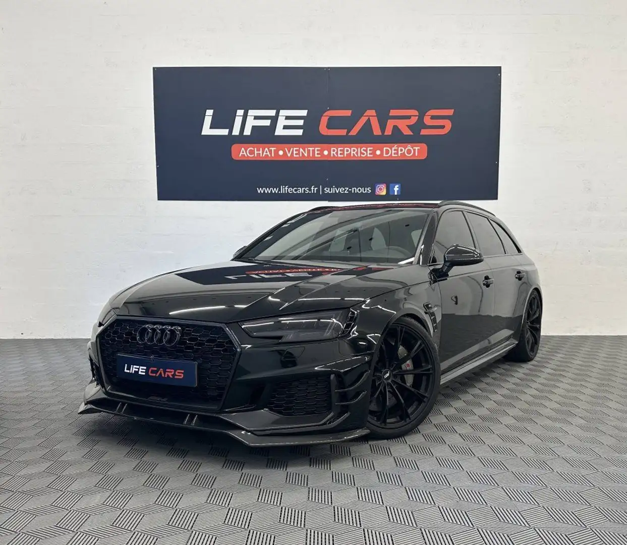 Audi RS4 Avant R ABT 1/50 (B9) 2.9 V6 TFSI 530ch quattro tiptronic 8 Immatriculation Française entretien 1 090,30€/ mois* Nero - 2