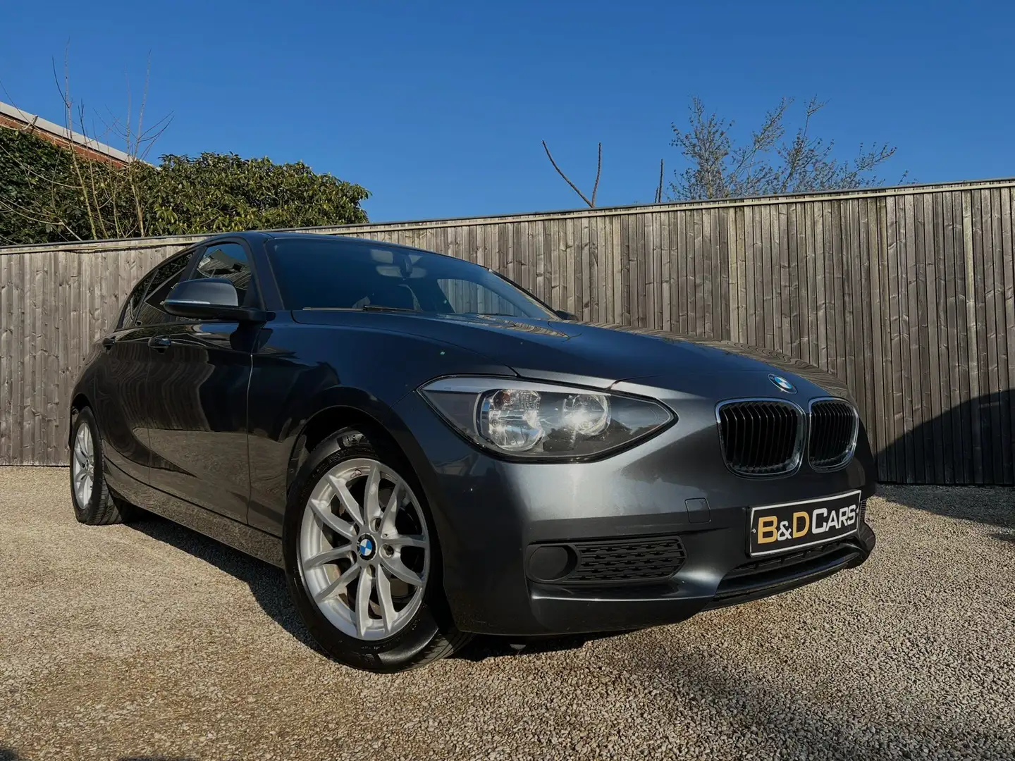 BMW 116 d EfficientDynamics Edition NETTO: € 9.909 Grigio - 1