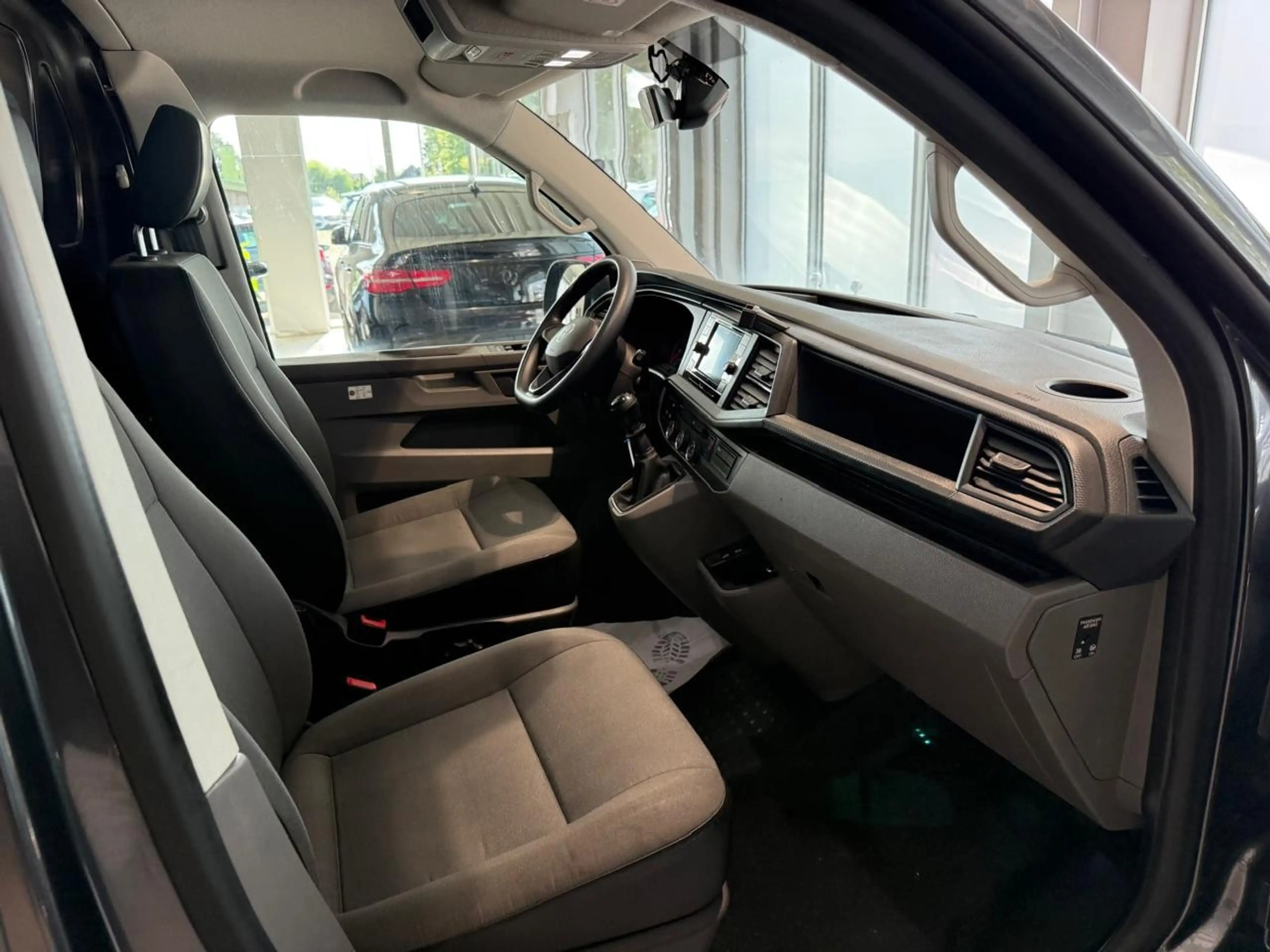 Volkswagen T6.1 Transporter Kasten FWD lang*Kamera*AHK — photo 13