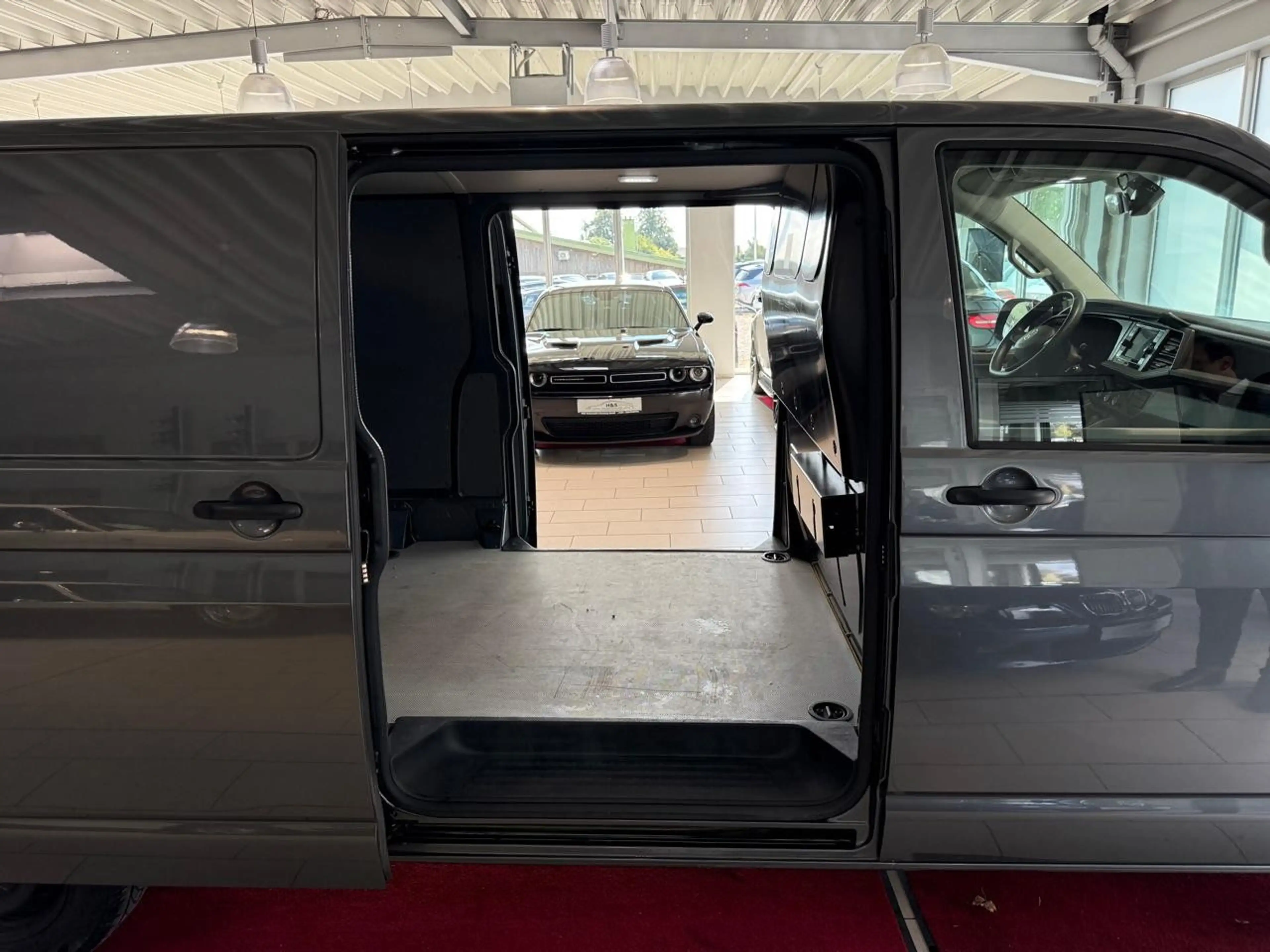 Volkswagen T6.1 Transporter Kasten FWD lang*Kamera*AHK — photo 12