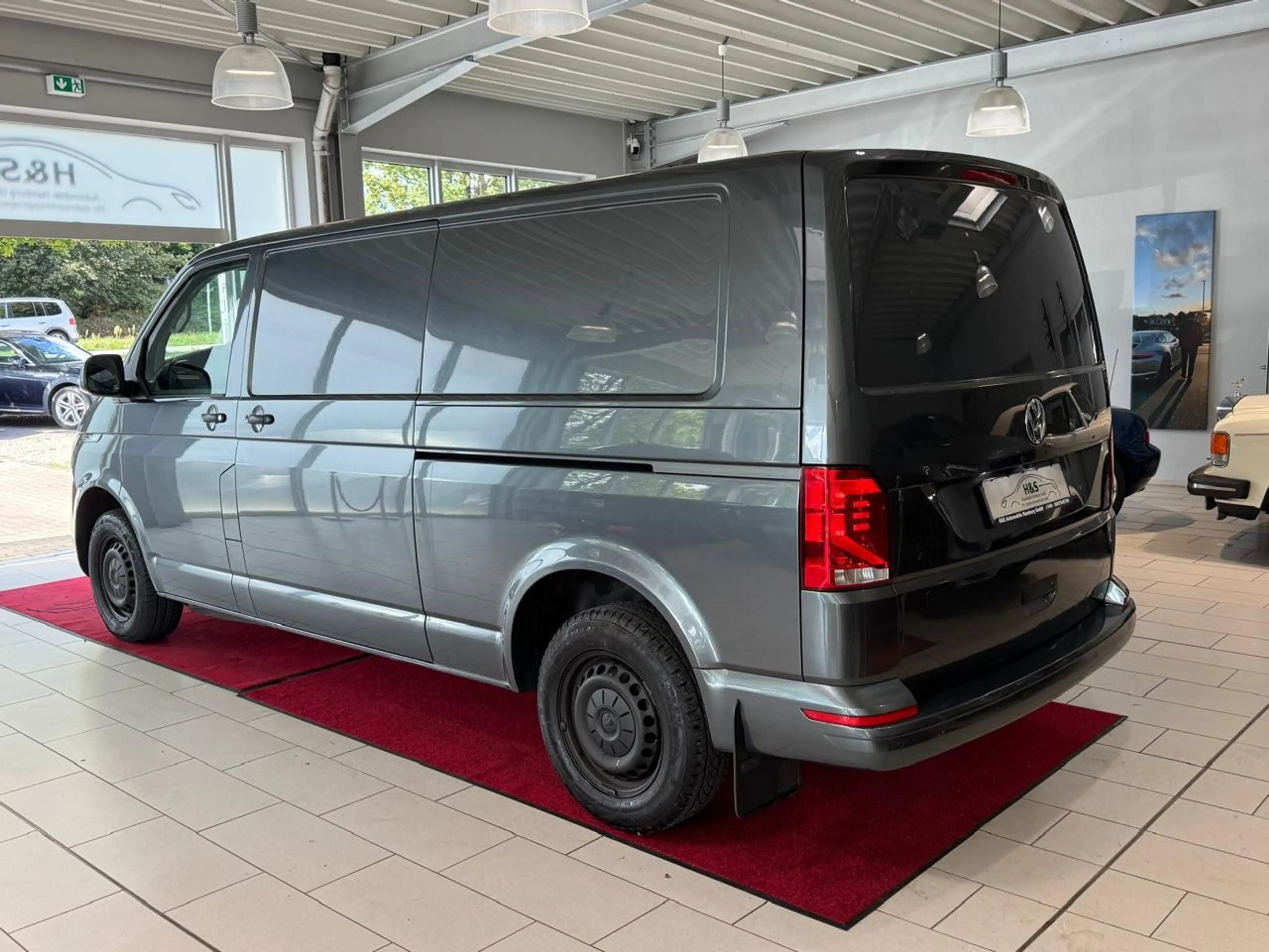 Volkswagen T6.1 Transporter Kasten FWD lang*Kamera*AHK — photo 3