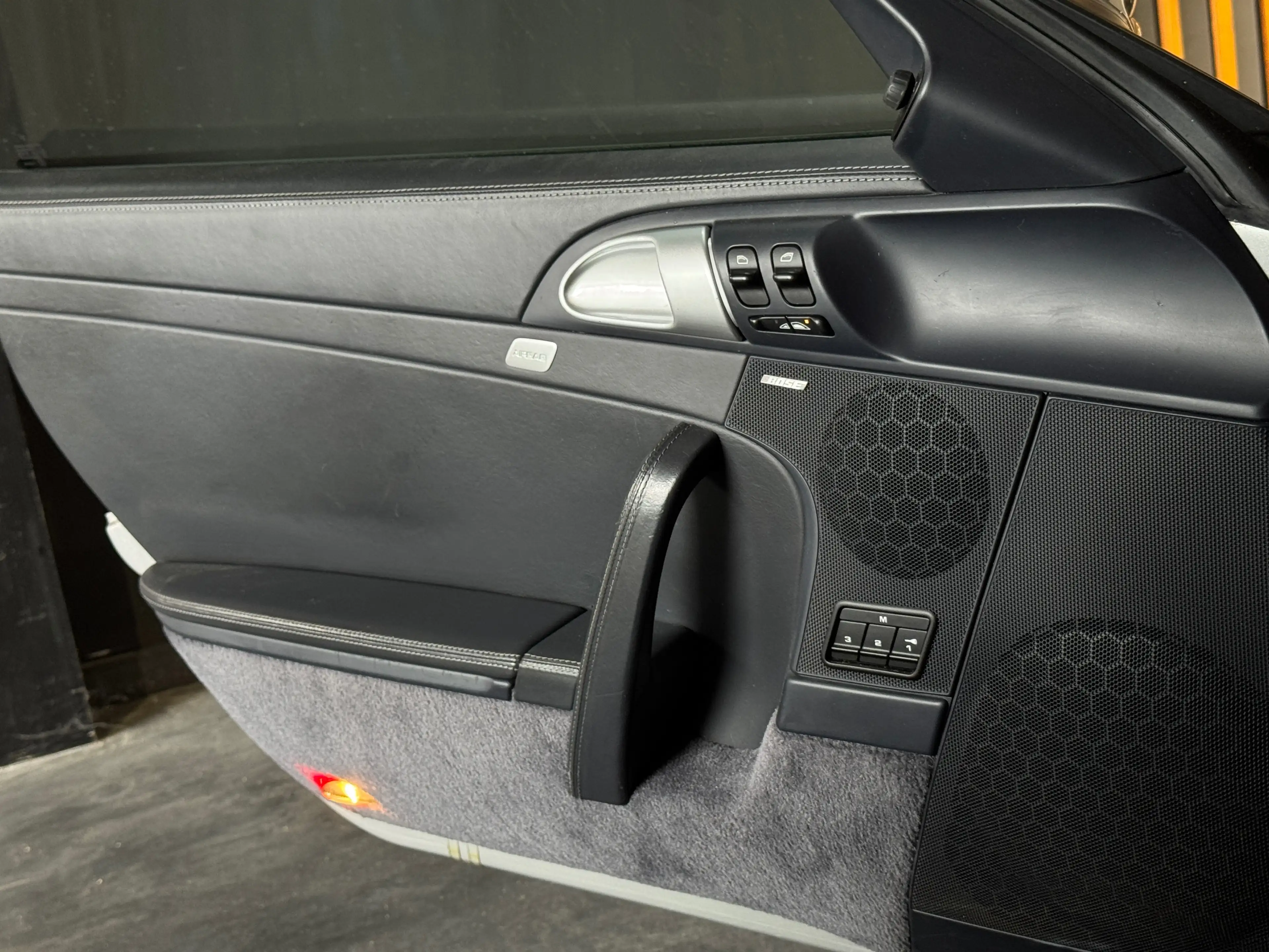 Porsche 911 Carrera 4 Cabriolet 3.6i Tiptronic S — photo 15