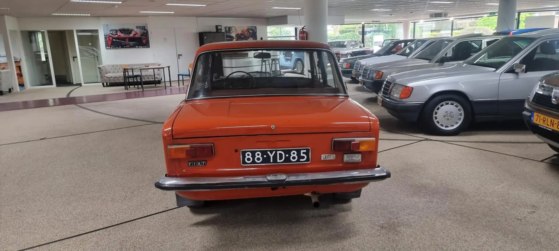 Lada 1300 Oldtimer Oranje - 2
