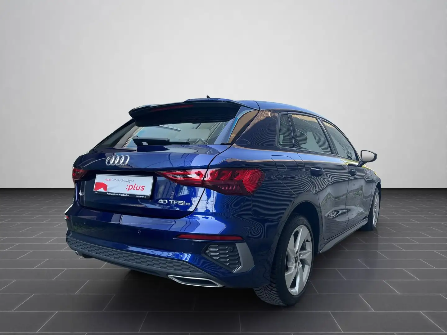 Audi A3 S line 40 TFSI e 150(204) kW(PS) S Bleu - 2