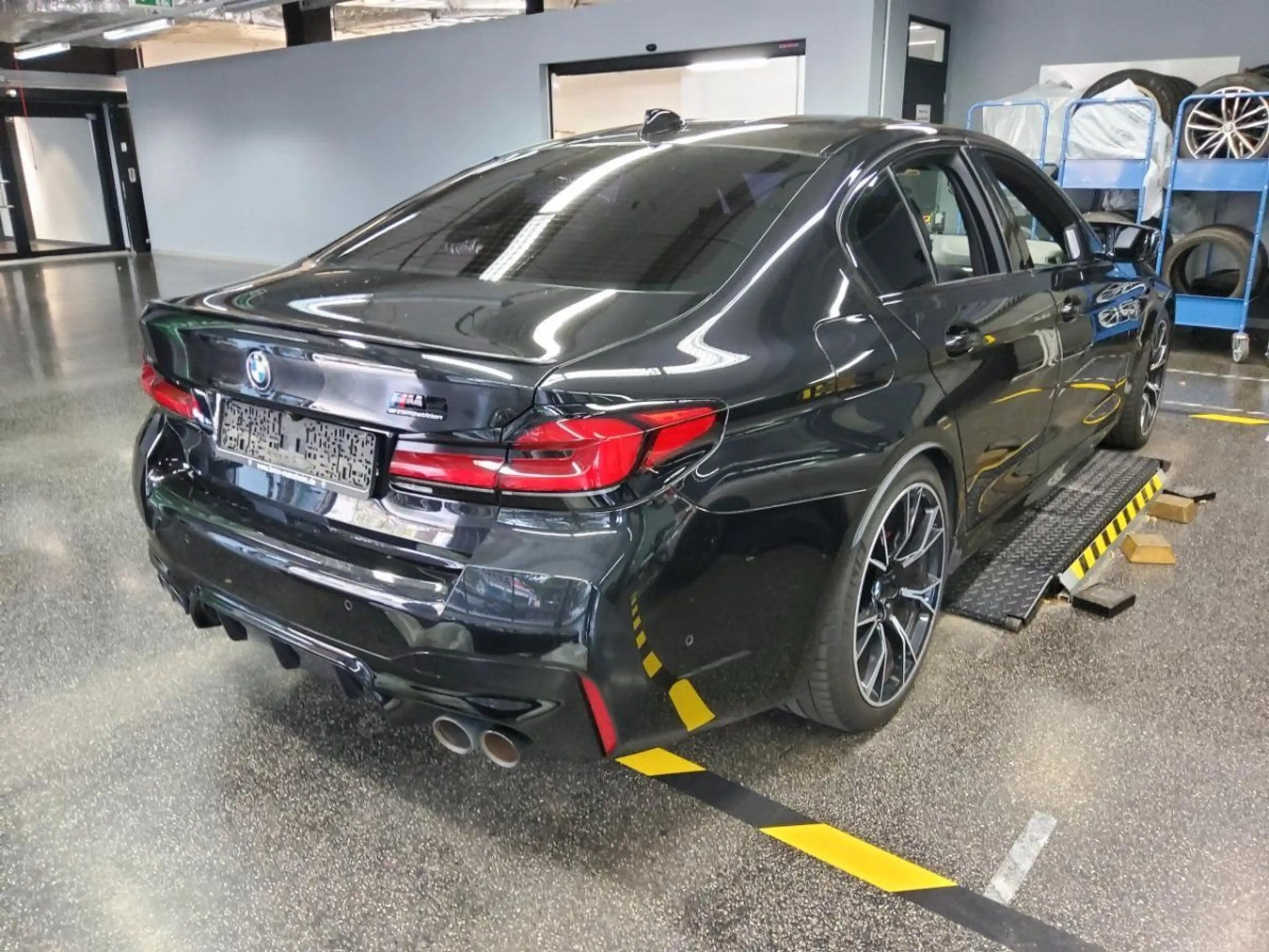 BMW M5 Limousine Competition xDrive + GARANTIE - EXPORT-1 — photo 2