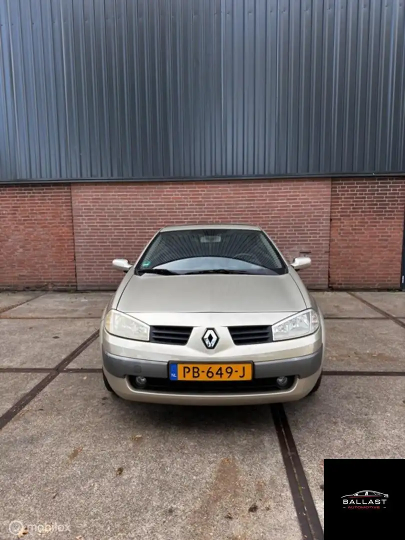 Renault Megane coupé cabriolet 1.6-16V Authentique Goud - 2