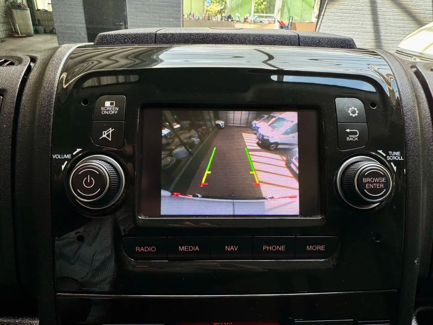 Fiat Ducato 2.3 D L1H1 AUTOMATIK KLIMA AHK CAM TEMPOM Weiß - 2