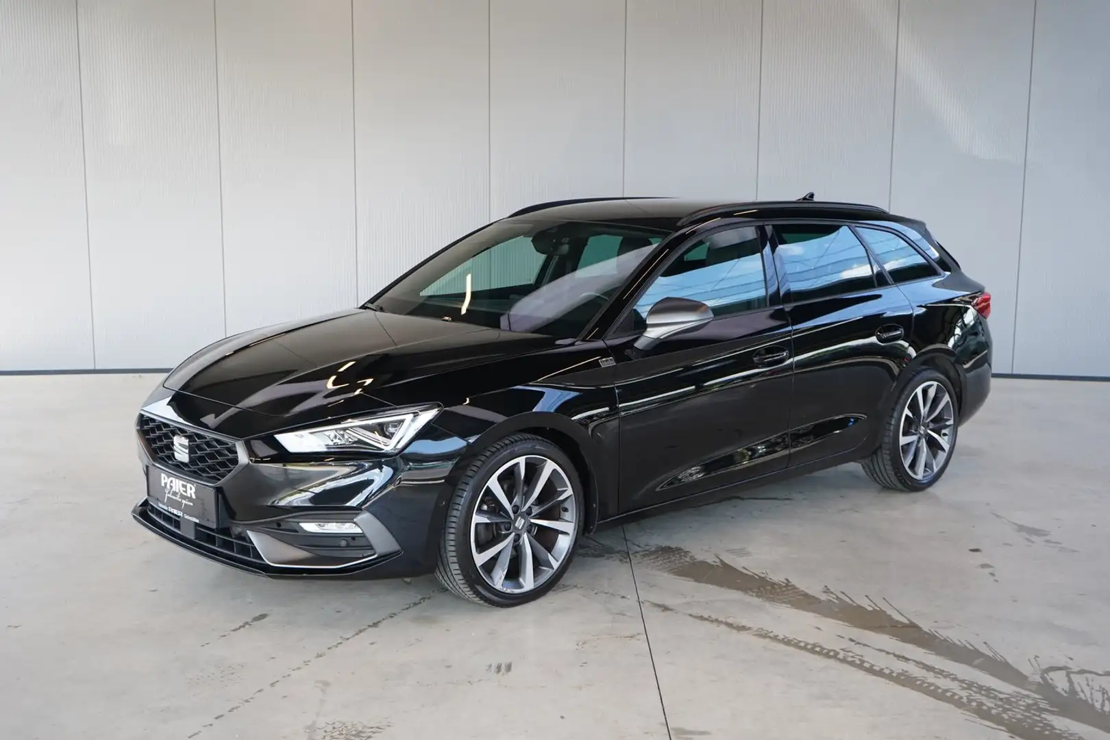 SEAT Leon FR 1.5 TSI ACT Schwarz - 2