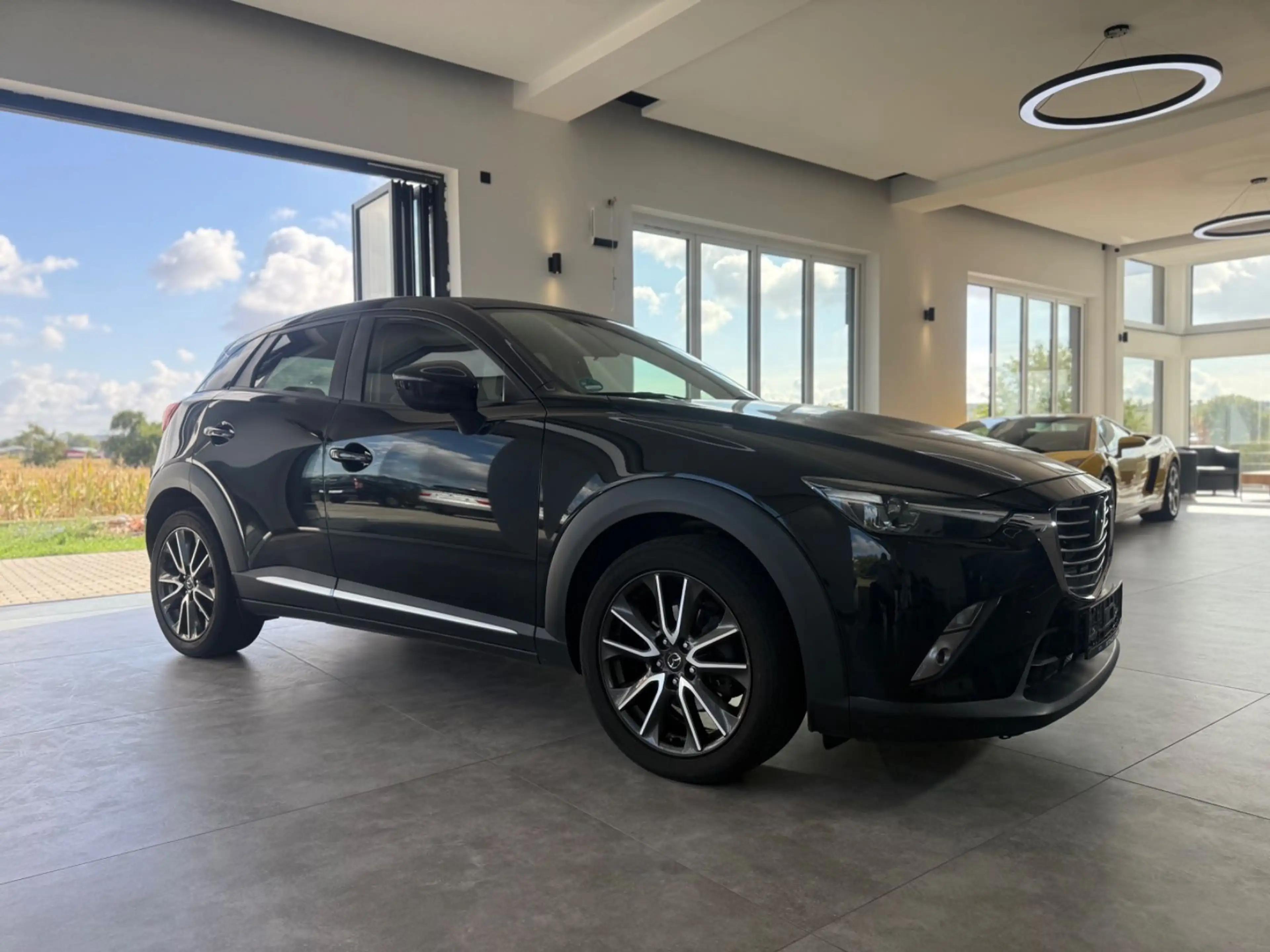 Mazda CX-3 Sports-Line** 4x4 ** TüV NEU ** — photo 3