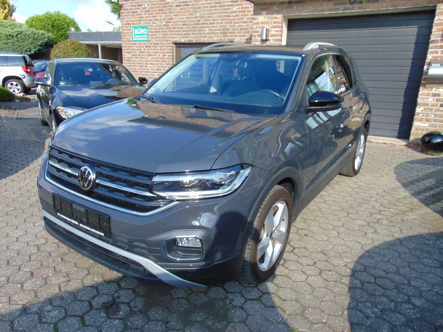 Volkswagen T-Cross 1.0 TSI OPF 81 kW DSG Style Grau - 1