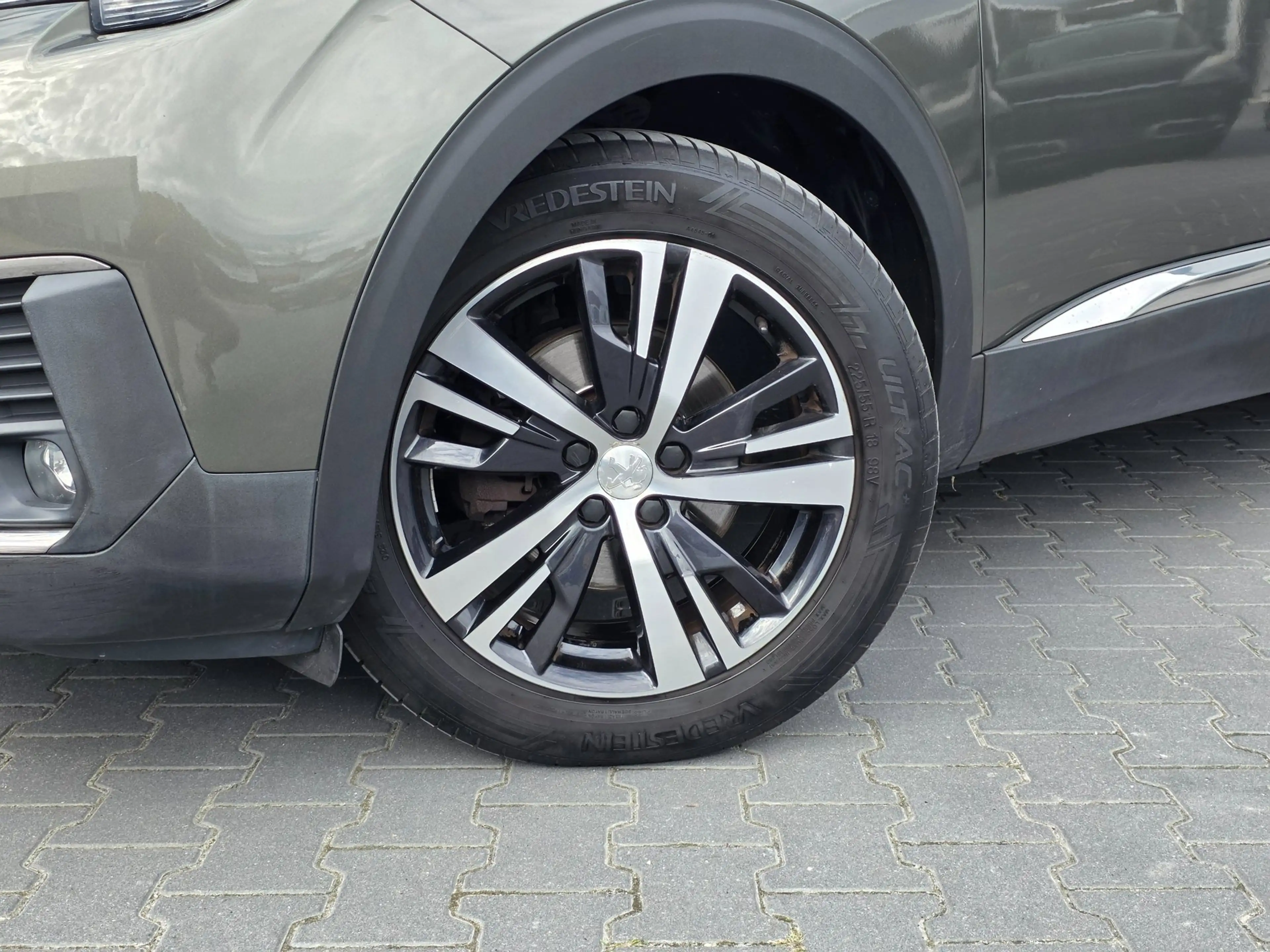Peugeot 5008 1.2 PureTech GT-Line | PANO | CAMERA | 7 PERSOONS — photo 13