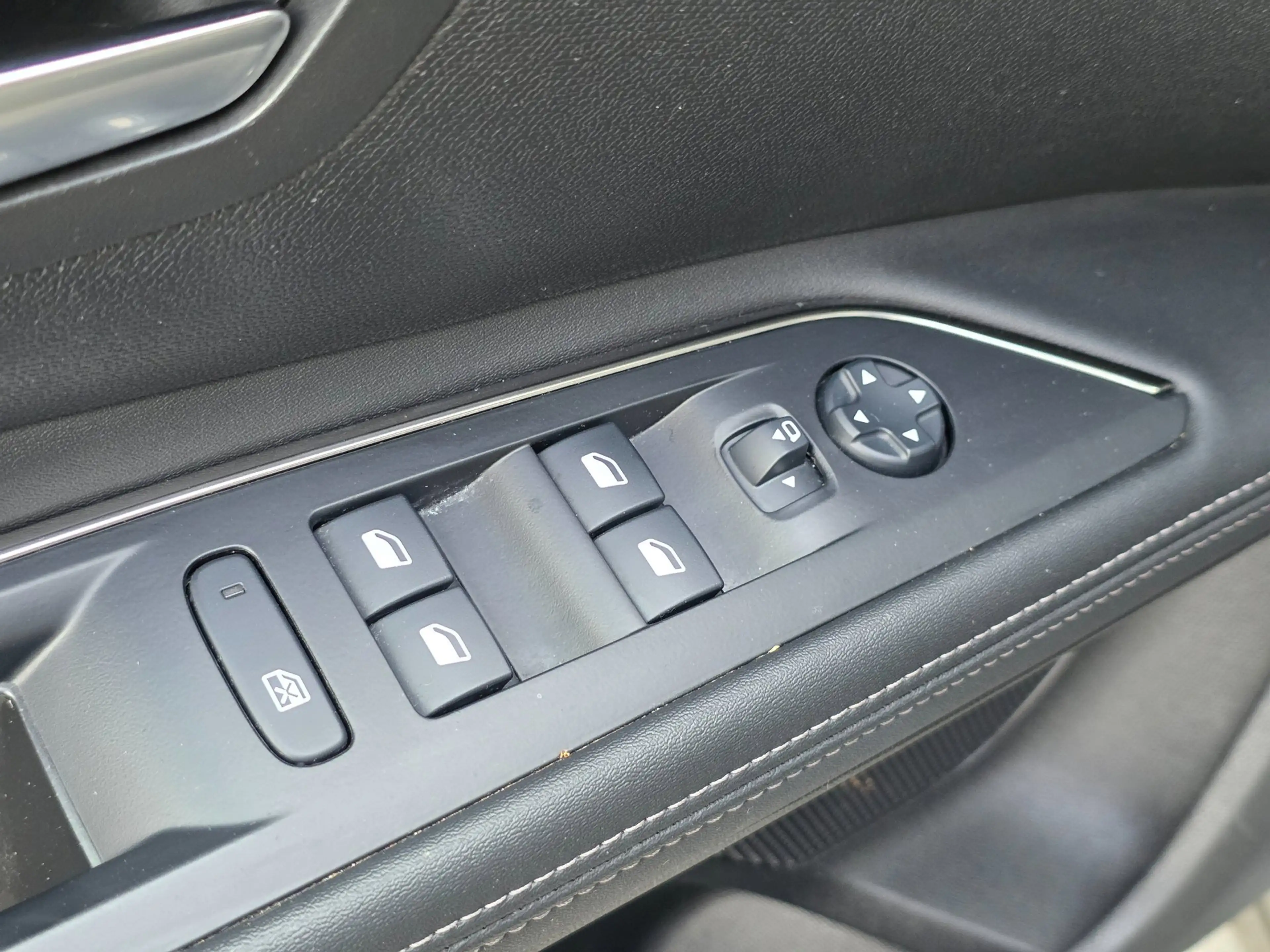 Peugeot 5008 1.2 PureTech GT-Line | PANO | CAMERA | 7 PERSOONS — photo 17