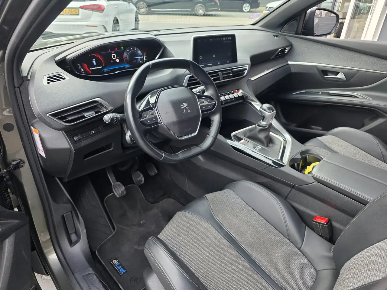 Peugeot 5008 1.2 PureTech GT-Line PANO CAMERA 7 PERSOONS, миниатюра 6