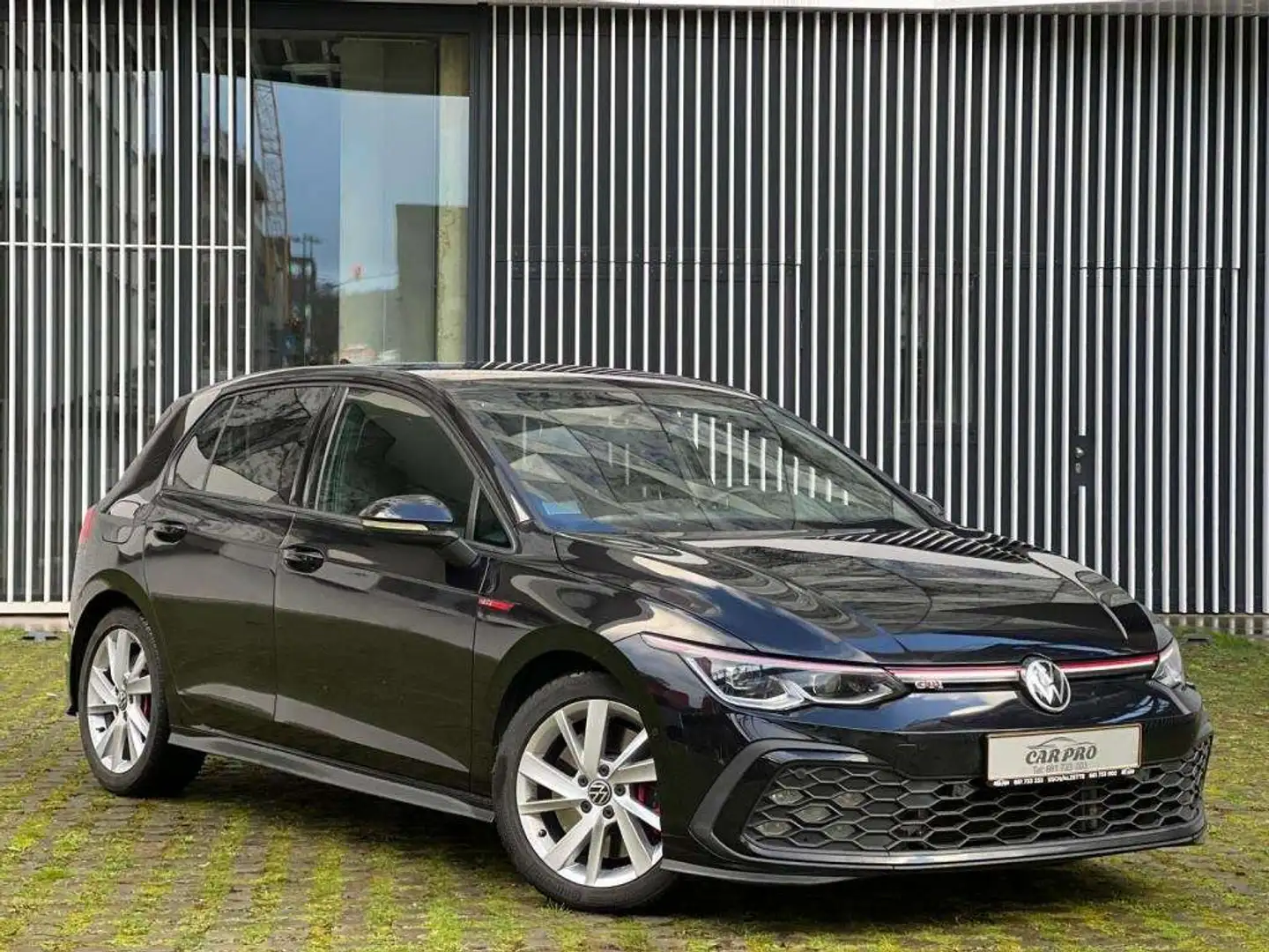 Volkswagen Golf GTI Performance / 244 PS / Car Play / Automatique / Noir - 2