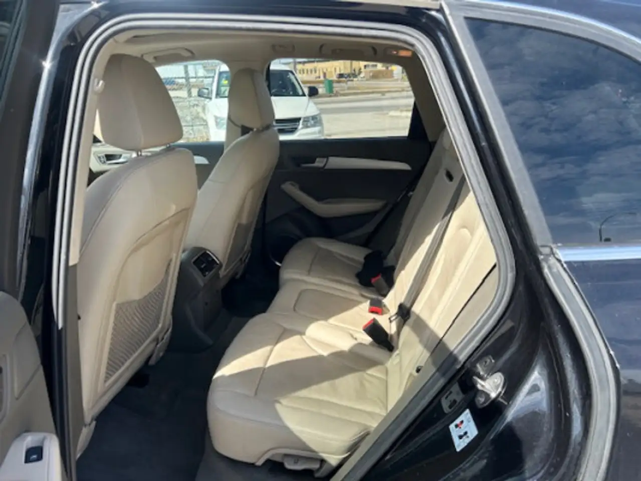 Audi Q5 снимка Audi Q5