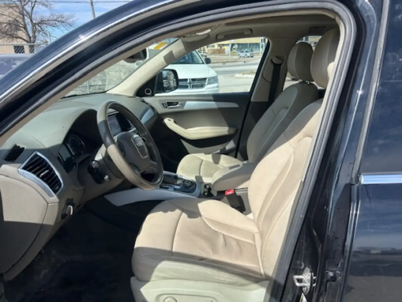 Audi Q5 снимка Audi Q5