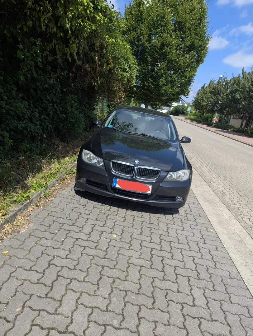 BMW 320 320d Export*MOTORSCHADEN* Schwarz - 2
