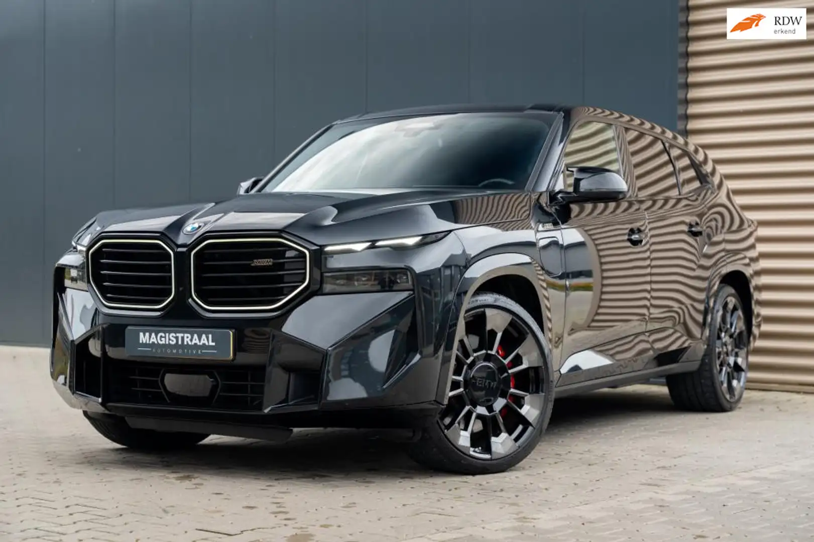 BMW XM PHEV 30 kWh | 653 PK | Org. NL | Eerste eigenaar | Zwart - 1