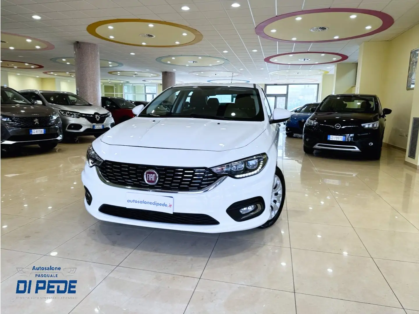 Fiat Tipo Tipo 4p 1.6 mjt Easy 120cv my19 Blanc - 1