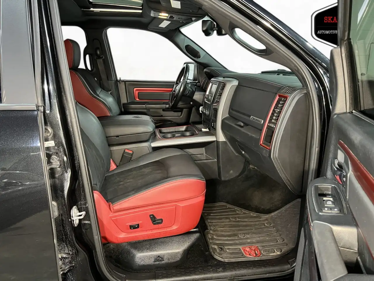 RAM 1500 photo RAM 1500