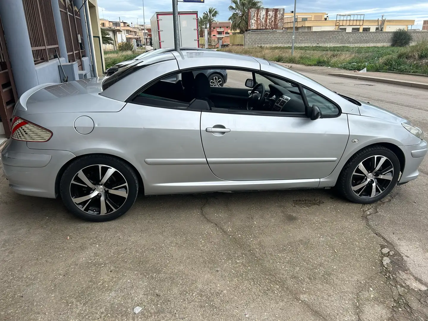 Peugeot 307 CC 2.0 16v auto Grigio - 2