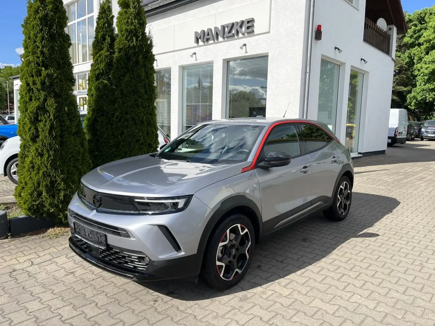 Opel Mokka-E GS Line Silber - 1