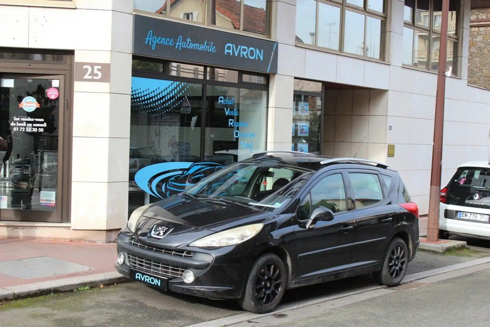 Peugeot 207 (2) 1.6 VTI 120 OUTDOOR Noir - 1