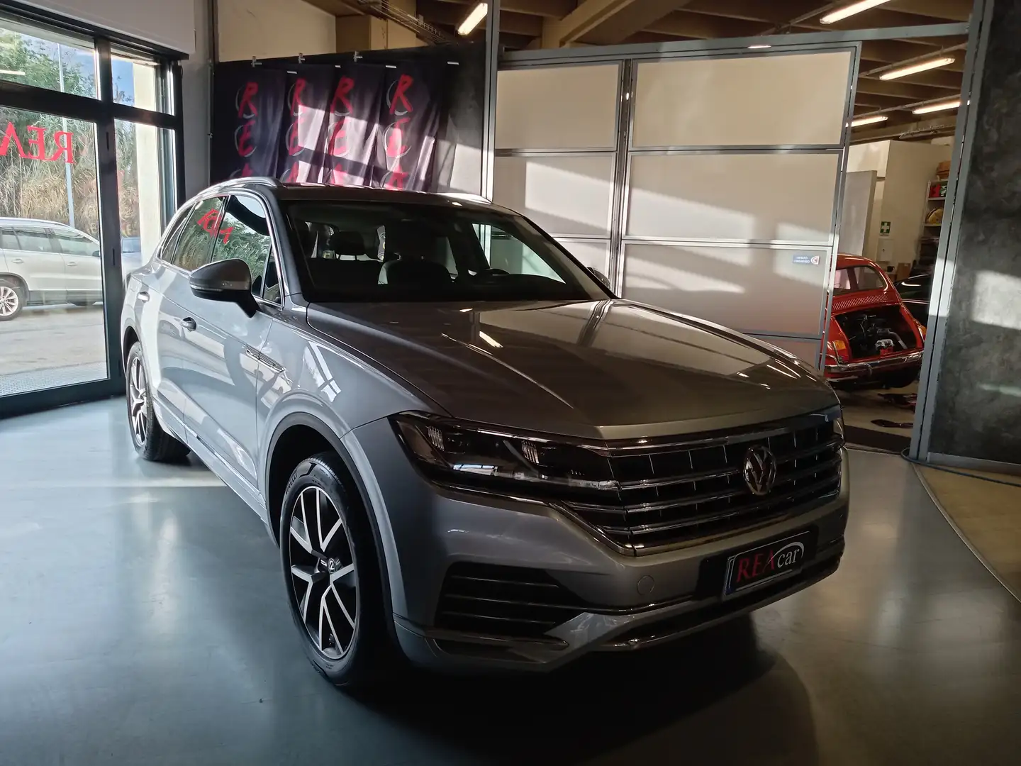 Volkswagen Touareg Touareg 3.0 V6 tdi Advanced 286cv tiptronic Srebrny - 2