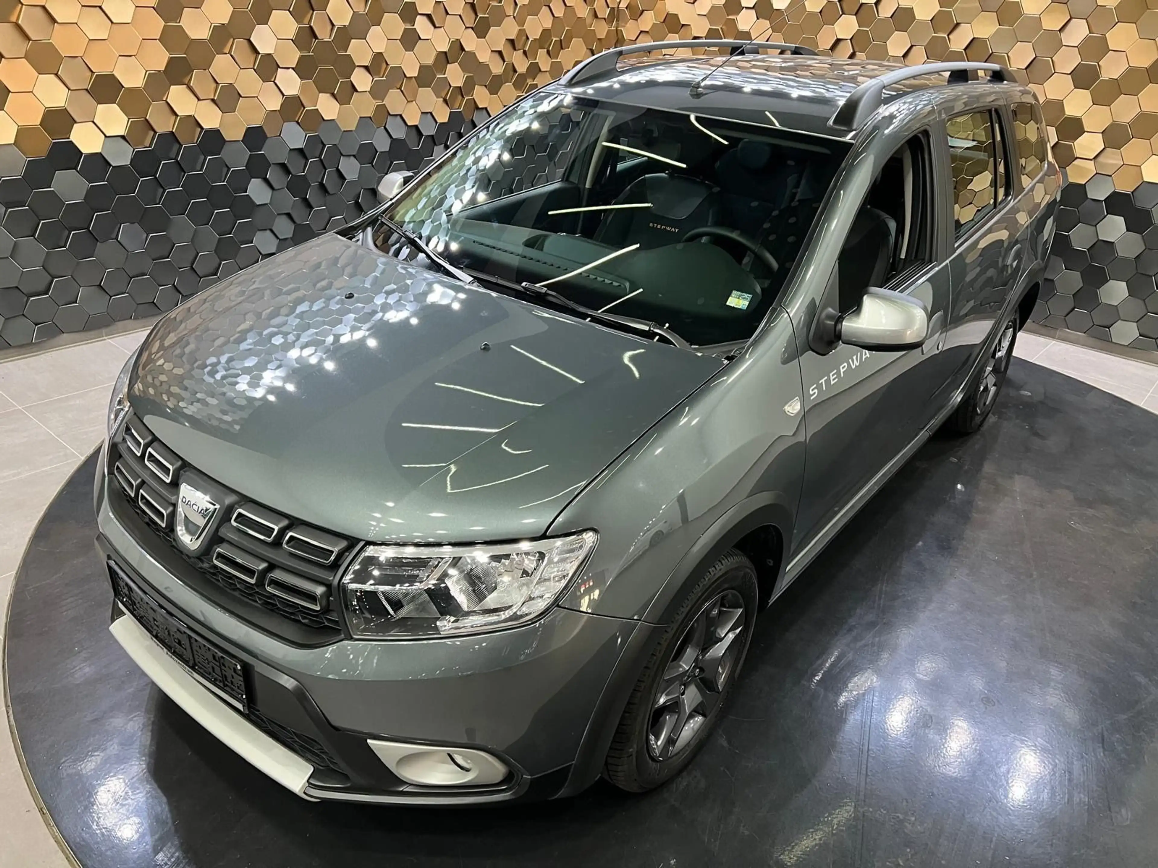 Dacia Logan II Stepway Celebration /Navi/Klima/1.Hand/