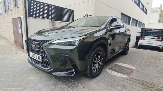 Lexus NX 450h+ Executive 4WD