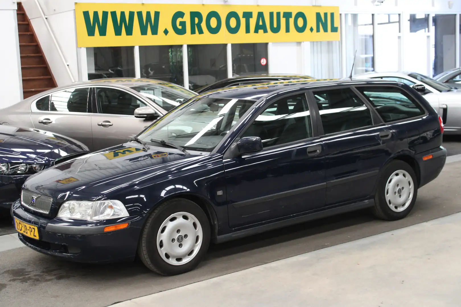 Volvo V40 1.6 Airco, Stuurbekrachtiging Kék - 1