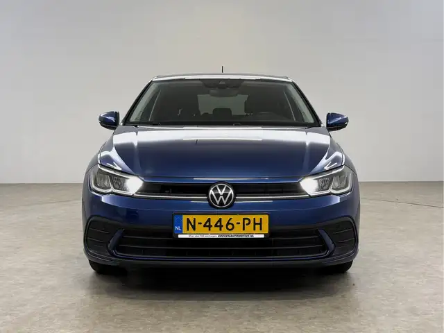 Volkswagen Polo view 8