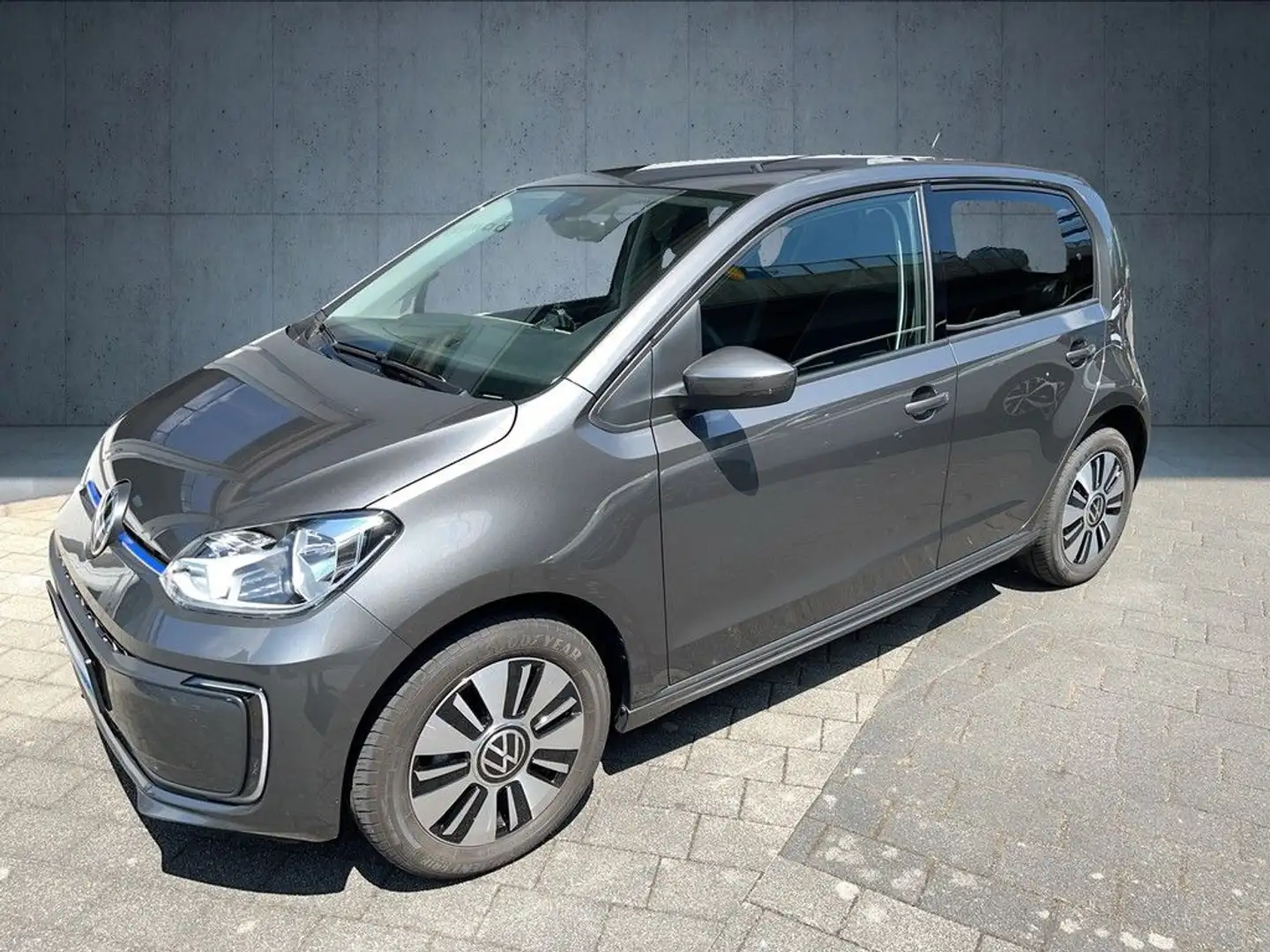 Volkswagen up! e-up! Edition Grau - 2