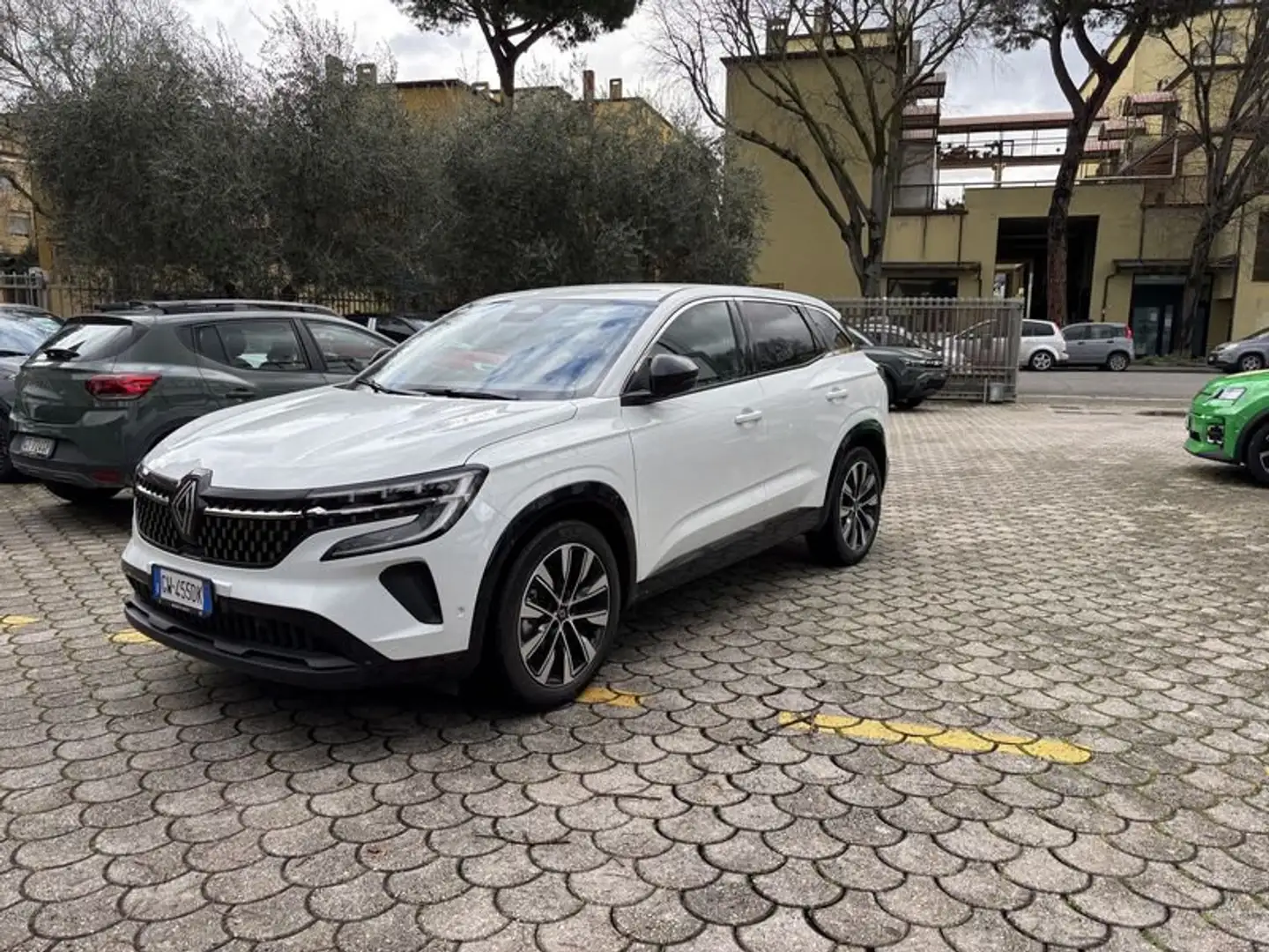 Renault Austral Full Hybrid E-Tech 200 Techno Blanc - 2