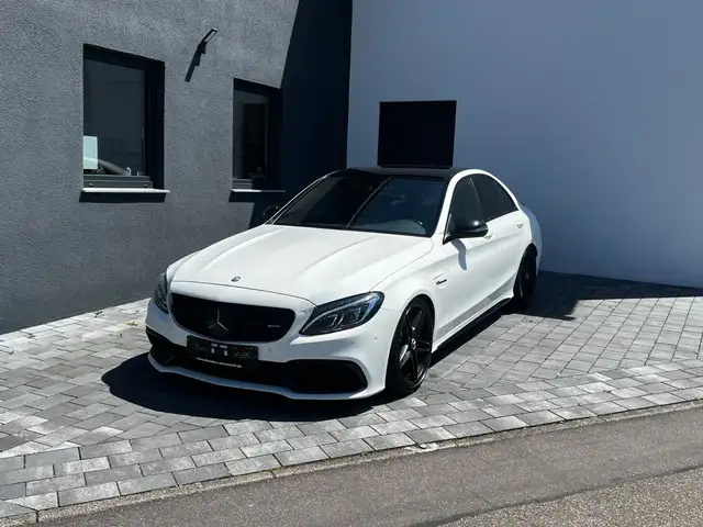 Mercedes-Benz C 63 AMG