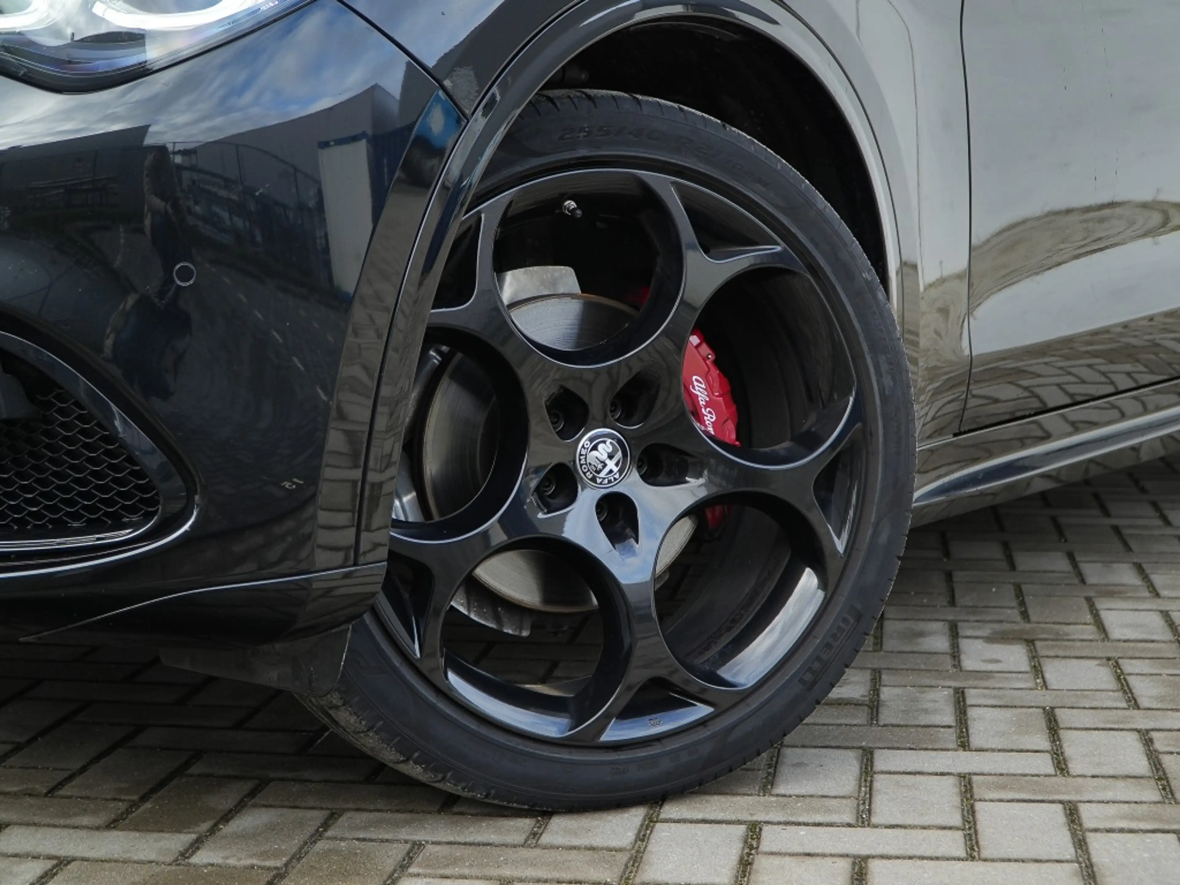 Alfa Romeo Stelvio 2.0 Turbo 280 PK AWD Competizione | Veloce | Pano — photo 6