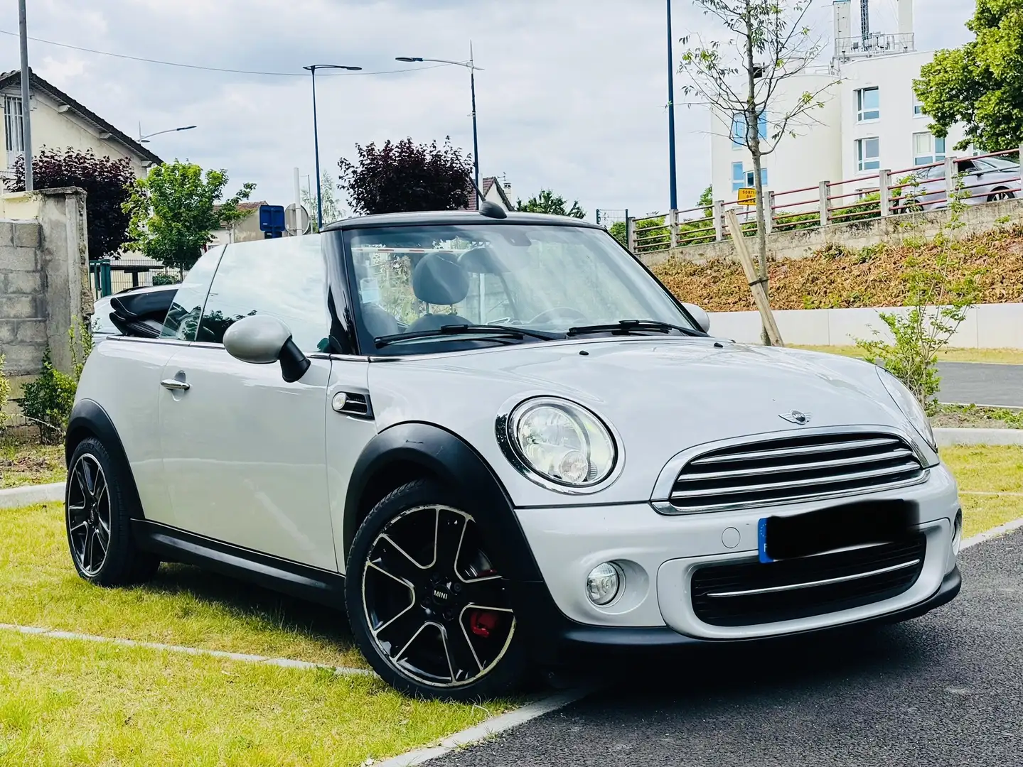 MINI Cooper Cabrio Cabriolet 1.6i - 122 Pack Chili A - 1