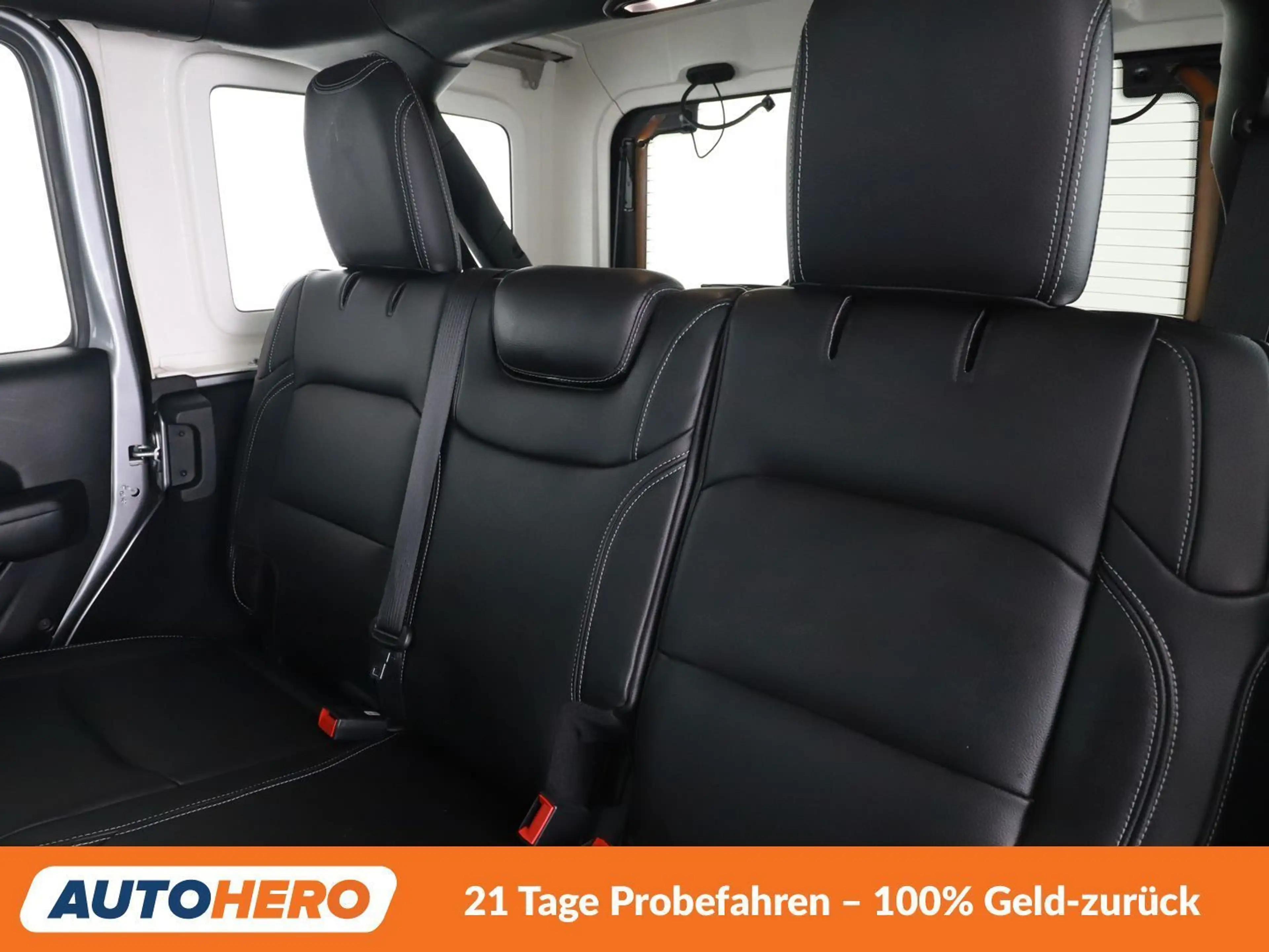 Jeep Wrangler 2.2 CRDi Sport — photo 14