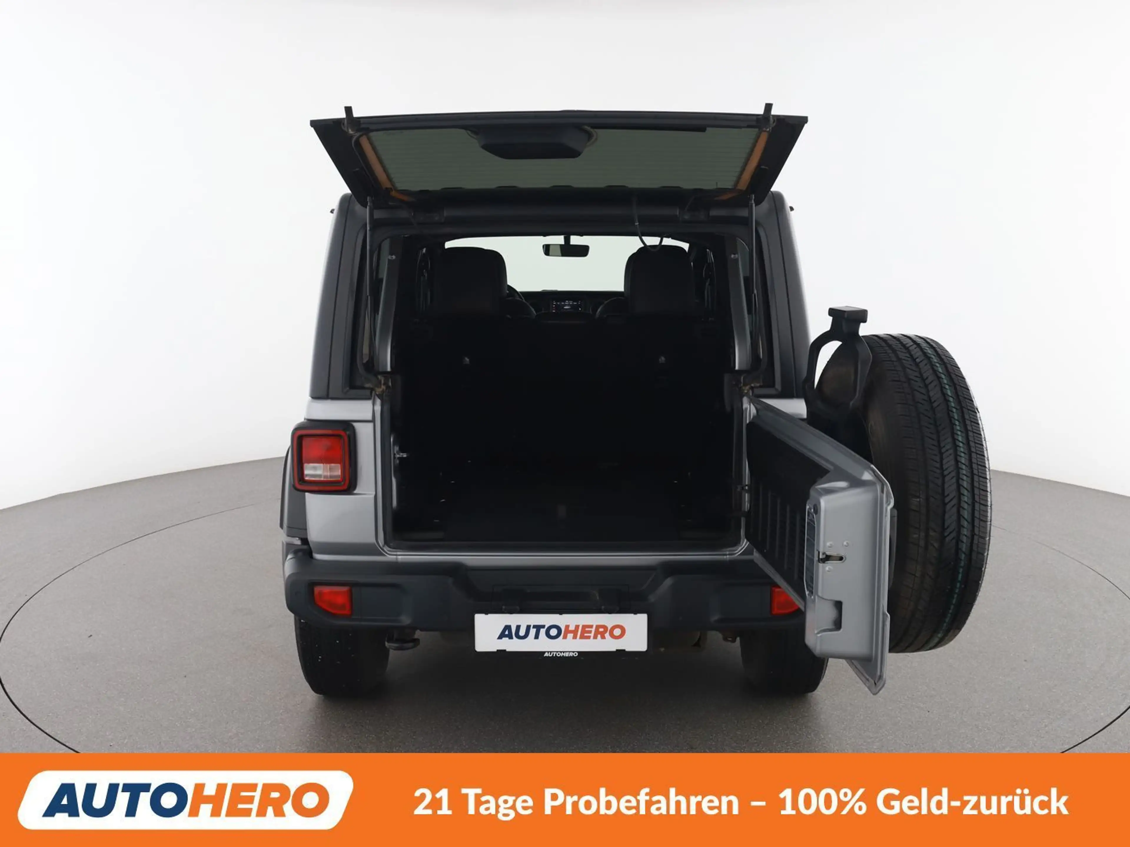 Jeep Wrangler 2.2 CRDi Sport — photo 16