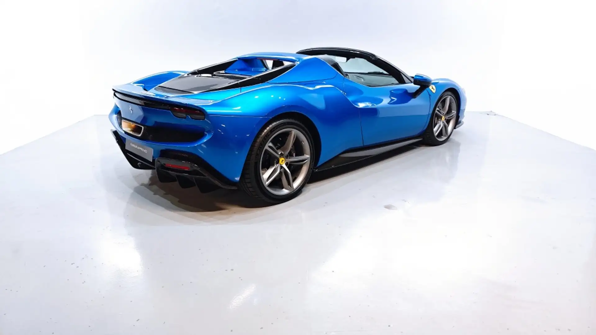 Ferrari 296 GTS Azul - 2