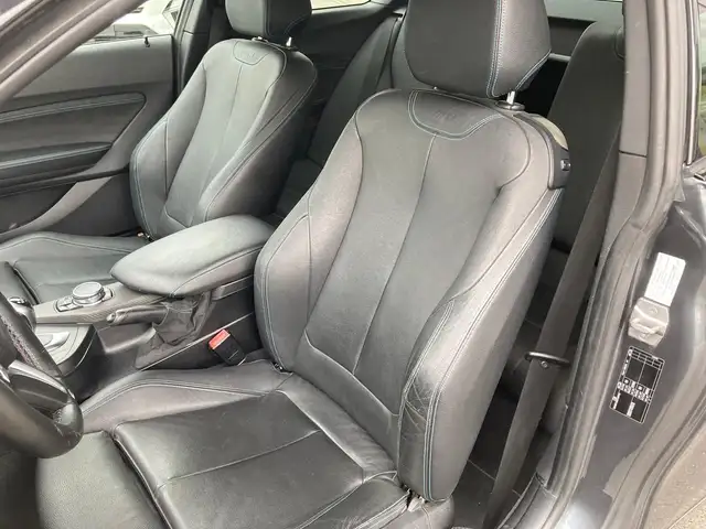 BMW M2 view 10