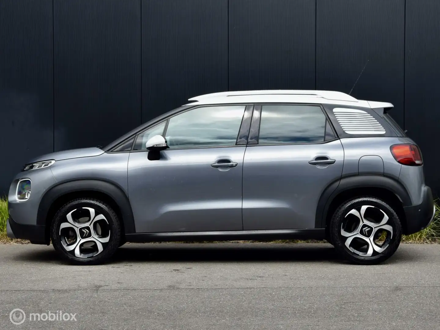Citroen C3 Aircross 130pk Shine I Schuif/kanteldak I Leder I Grijs - 2