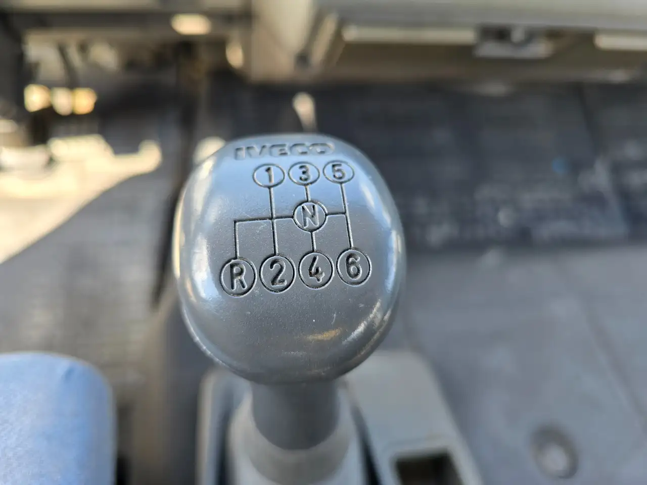 Iveco EUROCARGO 130E18 CESTELLO 22MT, foto 9