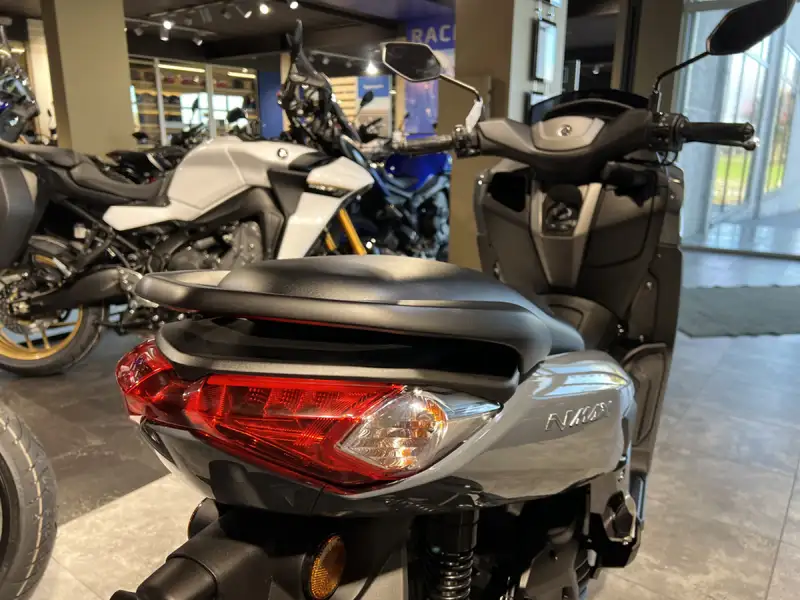 Yamaha NMAX - foto 5