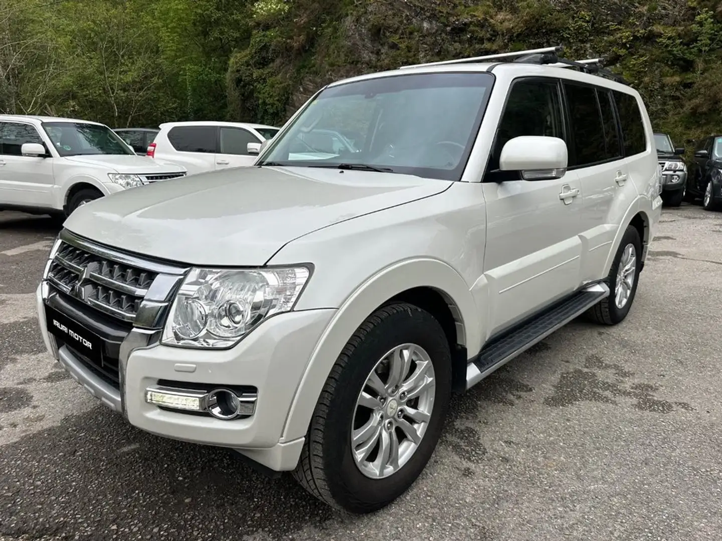 Mitsubishi Montero 3.2 DID Kaiteki Auto Blanco - 2