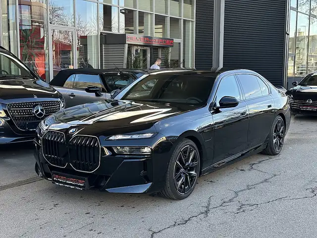 BMW 750 i PHEV xDrive Limousine M Sportpaket PRO Aut. !...