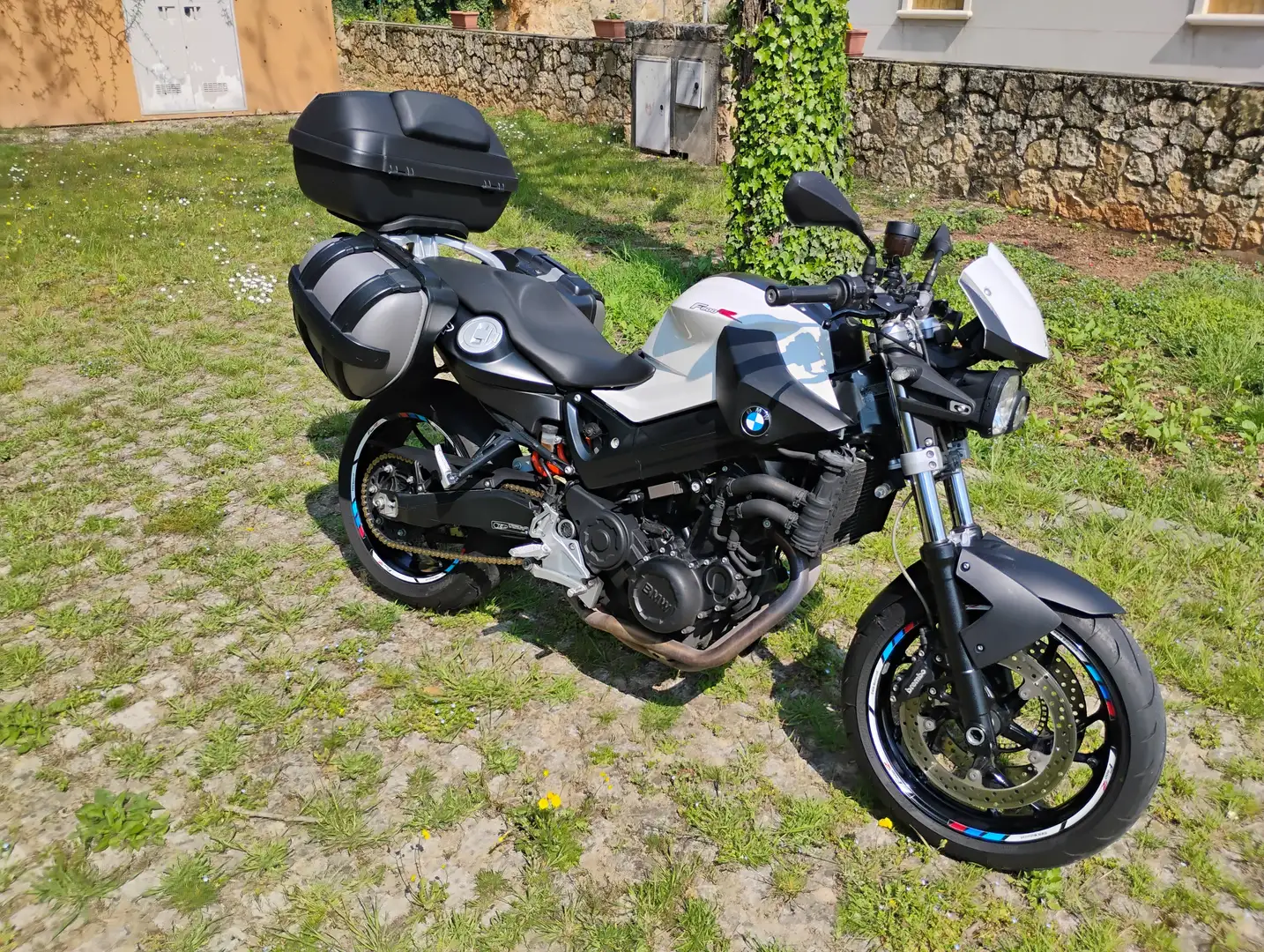 BMW F 800 R Biały - 2