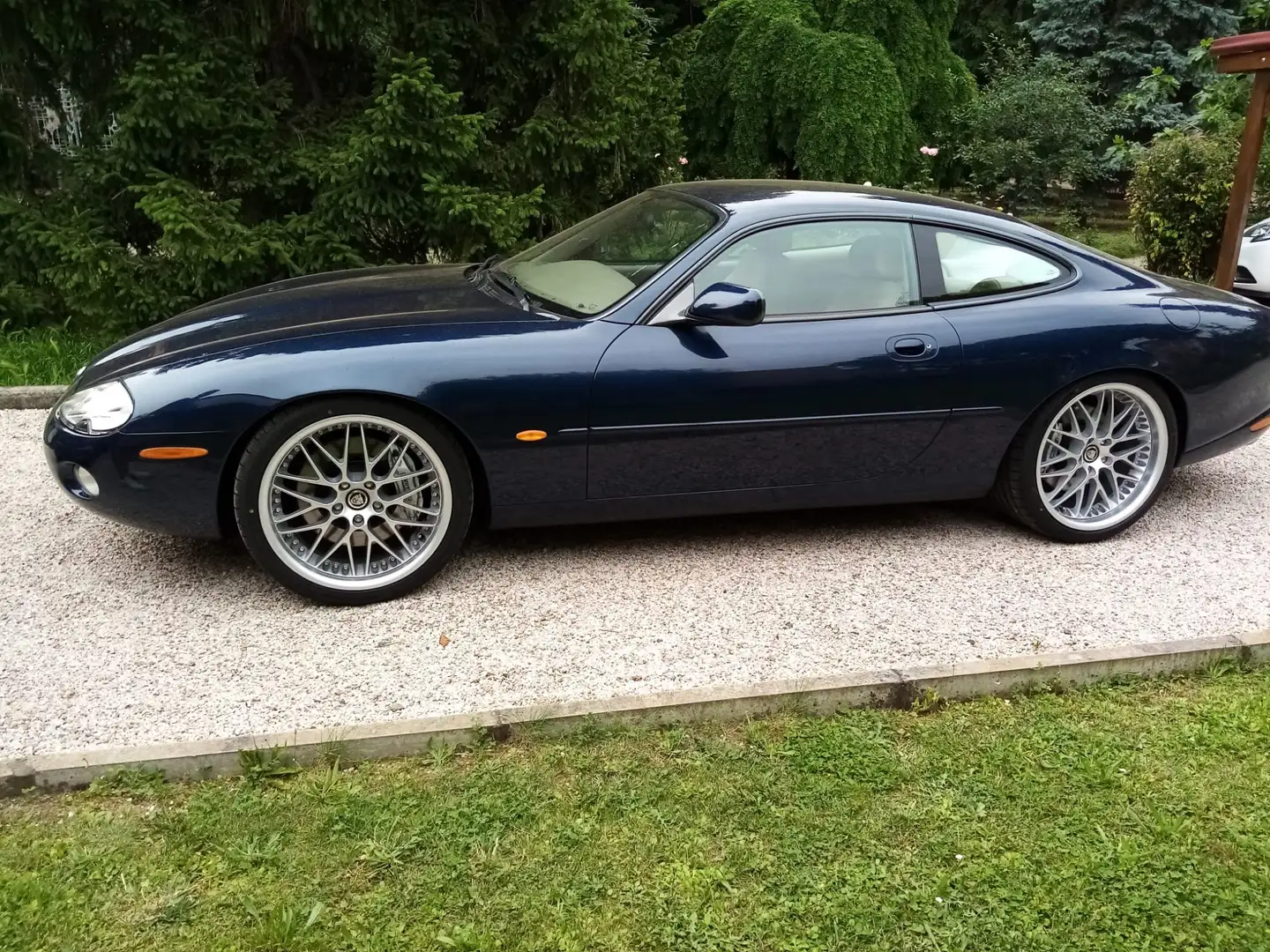Jaguar XK8 XK8 Coupe 4.0 Modrá - 1