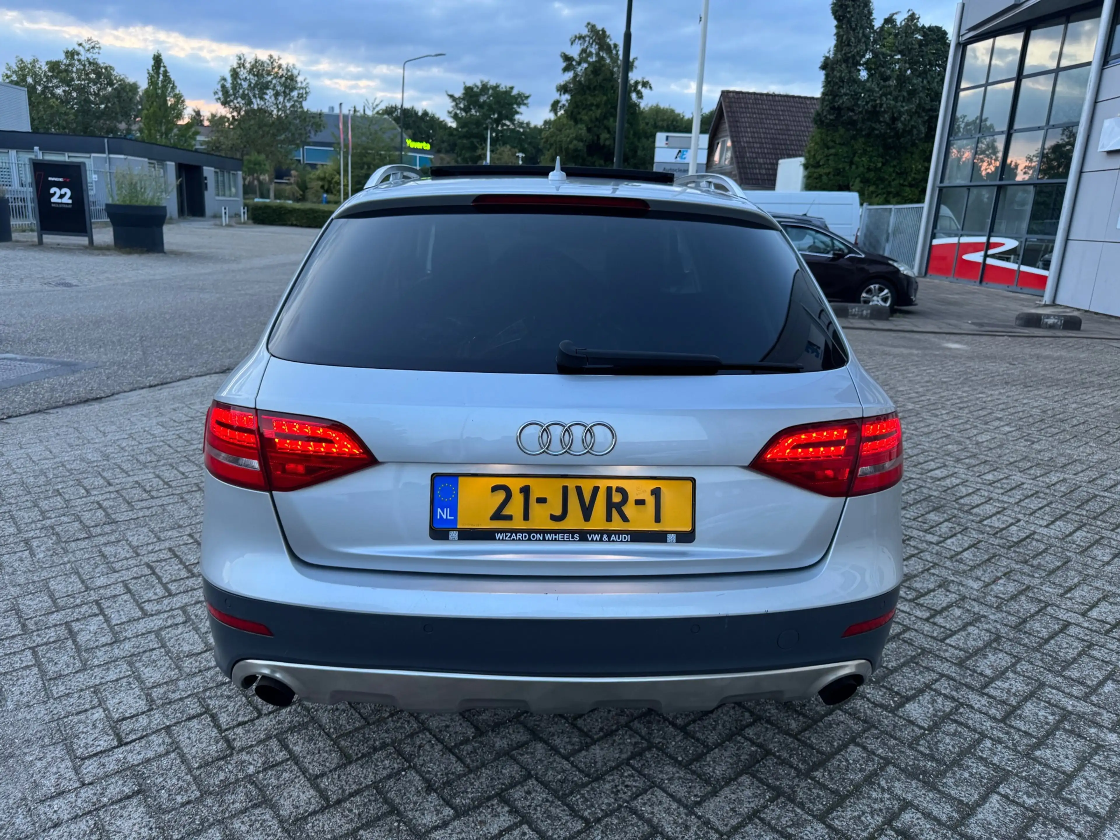 Audi A4 allroad quattro 2.0 TFSI Pro Line Panodak,Half leer,Trkhaa — photo 9